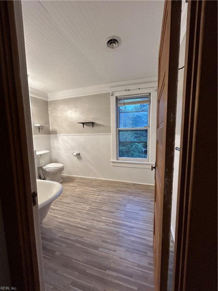 Photo 37 of 43 residential for sale in Portsmouth virginia