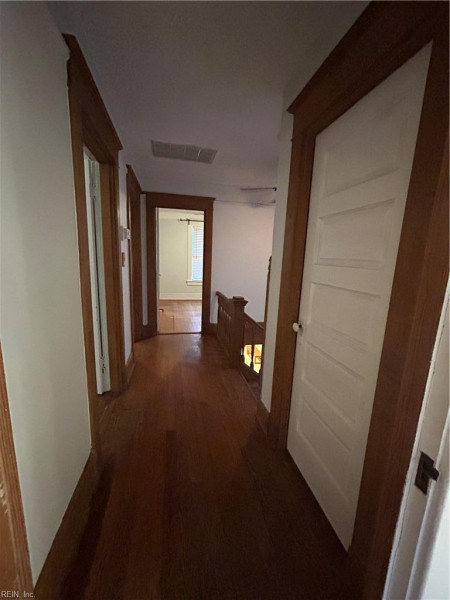 Photo 40 of 43 residential for sale in Portsmouth virginia