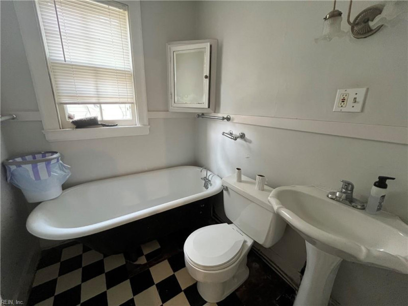 Photo 15 of 21 residential for sale in Newport News virginia