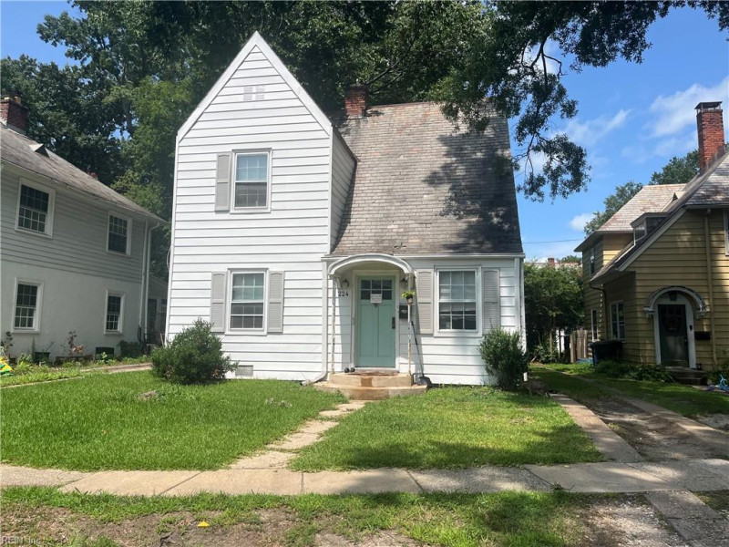 Photo 18 of 21 residential for sale in Newport News virginia