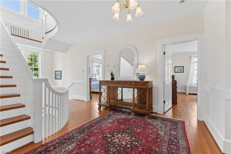 Photo 17 of 50 residential for sale in Hampton virginia