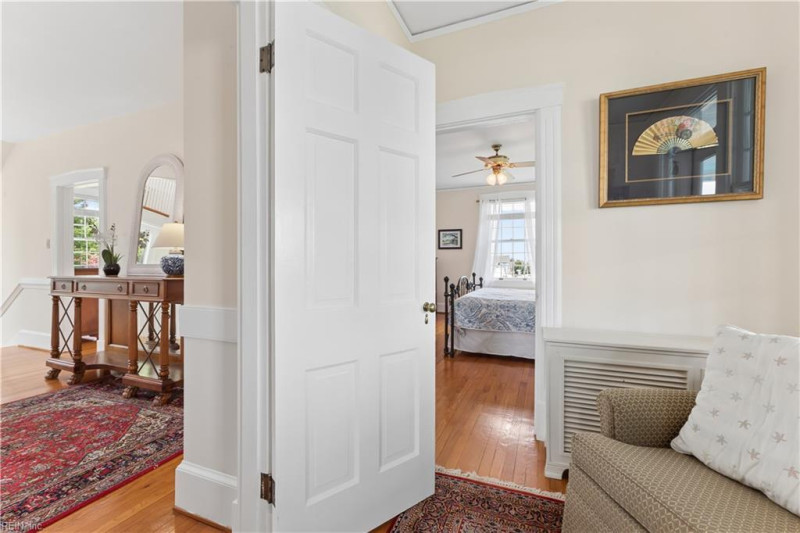 Photo 19 of 50 residential for sale in Hampton virginia
