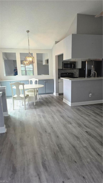 Photo 4 of 10 residential for sale in Virginia Beach virginia
