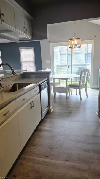 Photo 5 of 10 residential for sale in Virginia Beach virginia