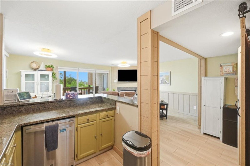 Photo 11 of 50 residential for sale in Norfolk virginia Photo 11 of 50 residential for sale in Norfolk virginia