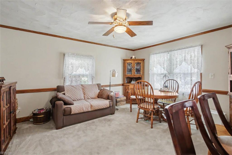 Photo 13 of 35 residential for sale in Hampton virginia