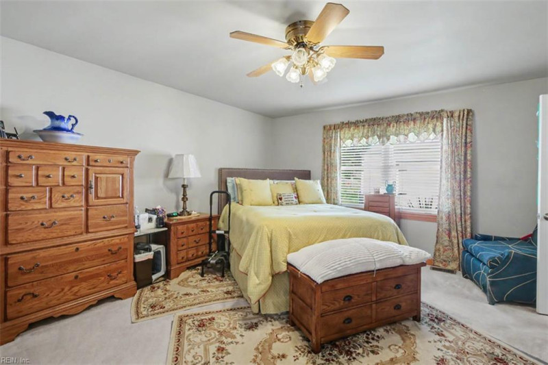 Photo 21 of 35 residential for sale in Hampton virginia