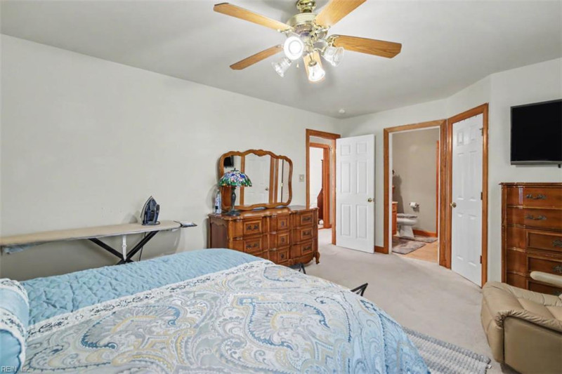 Photo 28 of 35 residential for sale in Hampton virginia