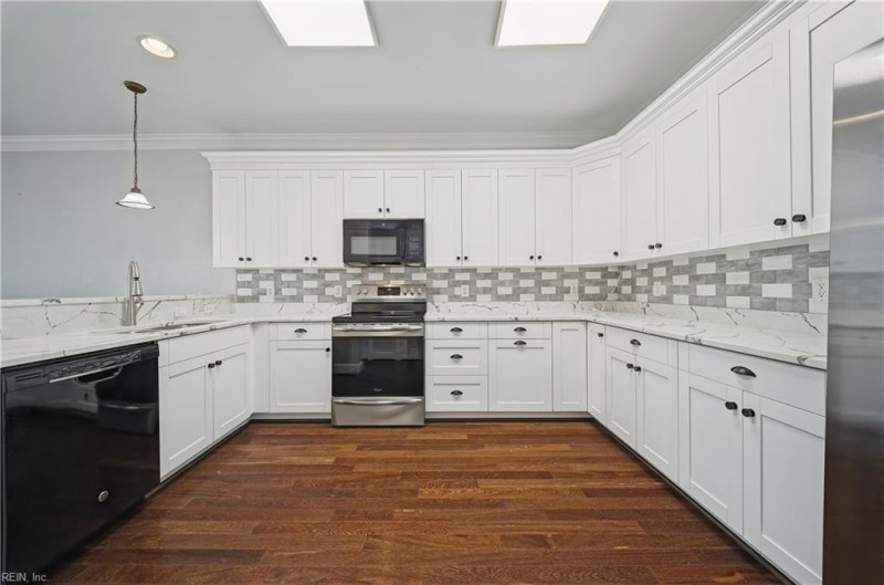 Photo 14 of 50 residential for sale in Suffolk virginia