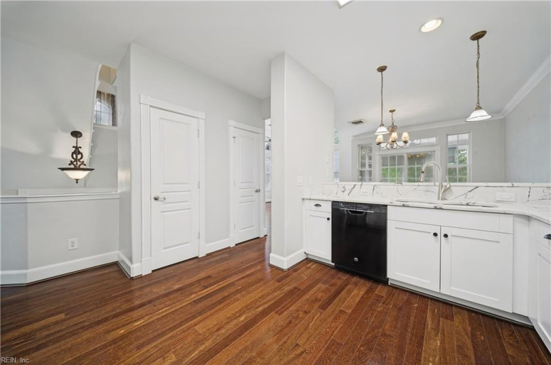 Photo 16 of 50 residential for sale in Suffolk virginia