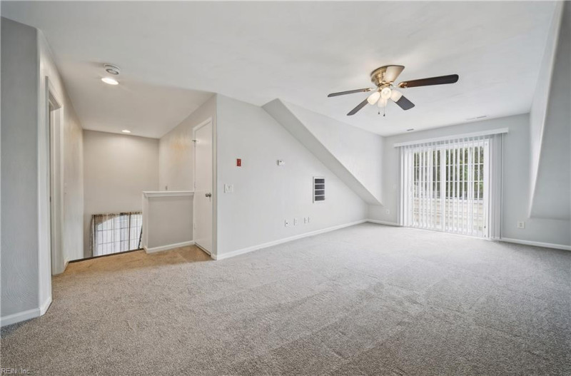Photo 33 of 50 residential for sale in Suffolk virginia