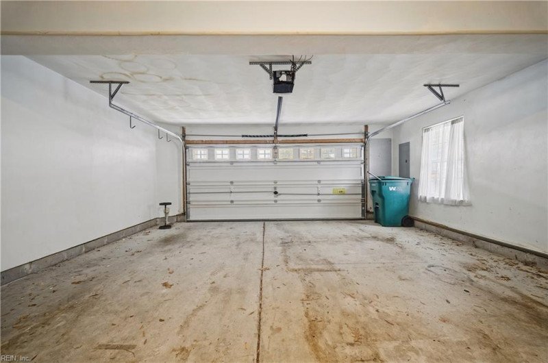 Photo 37 of 50 residential for sale in Suffolk virginia
