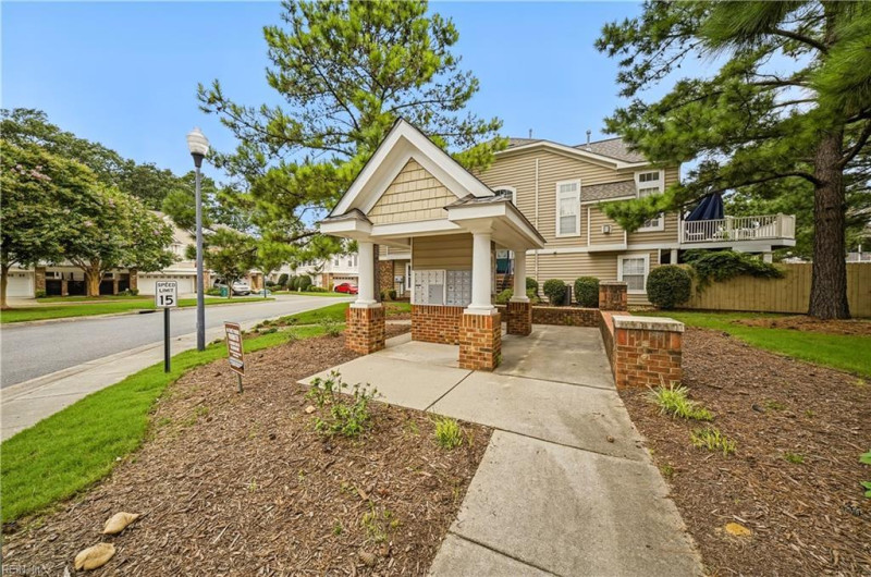 Photo 46 of 50 residential for sale in Suffolk virginia
