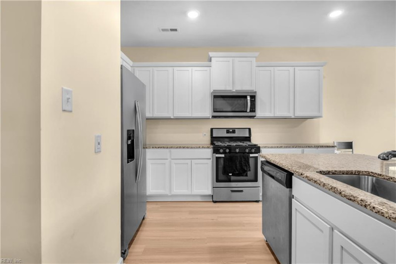 Photo 6 of 20 residential for sale in Newport News virginia