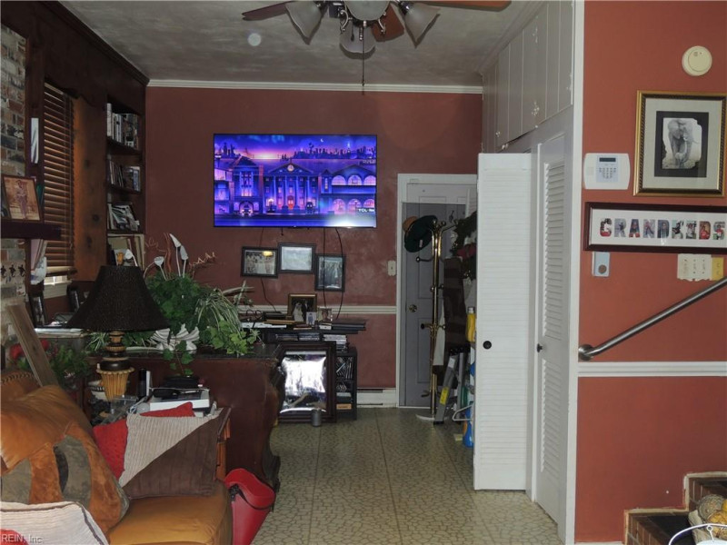 Photo 19 of 24 residential for sale in Franklin virginia