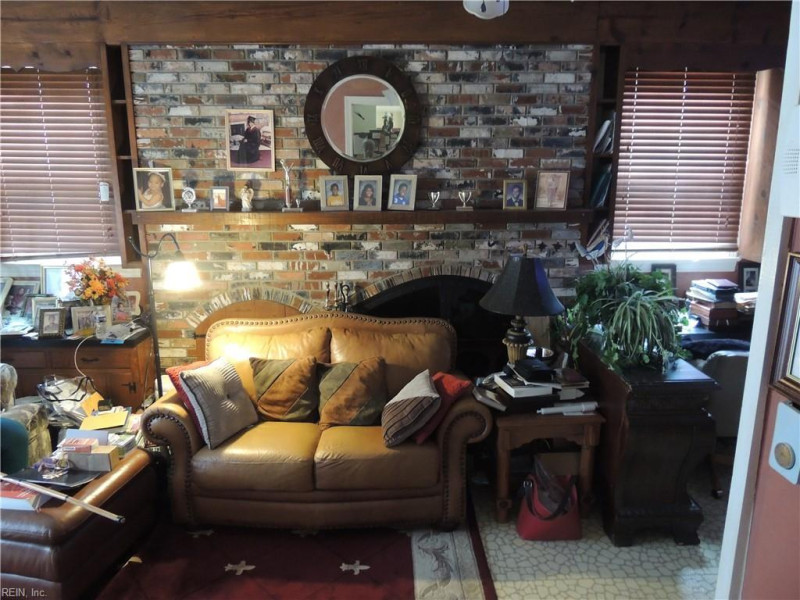Photo 20 of 24 residential for sale in Franklin virginia