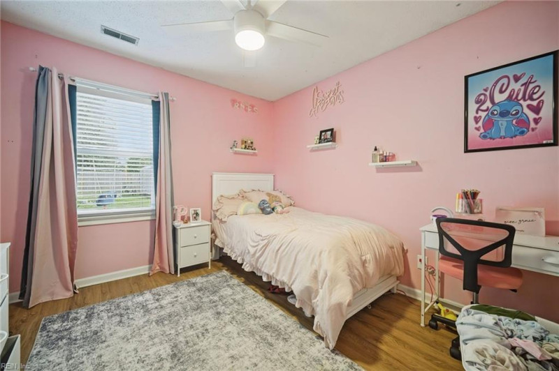 Photo 18 of 41 residential for sale in Virginia Beach virginia