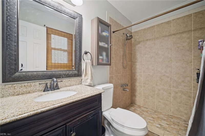 Photo 24 of 41 residential for sale in Virginia Beach virginia