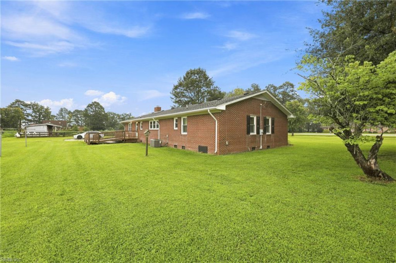 Photo 40 of 44 residential for sale in Gates County virginia