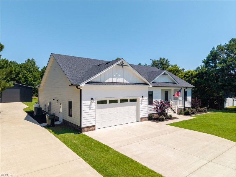 Photo 34 of 46 residential for sale in Currituck County virginia