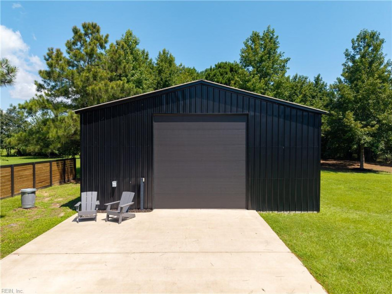 Photo 35 of 46 residential for sale in Currituck County virginia