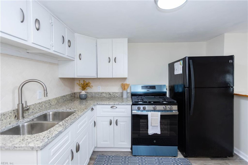 Photo 10 of 20 residential for sale in Newport News virginia
