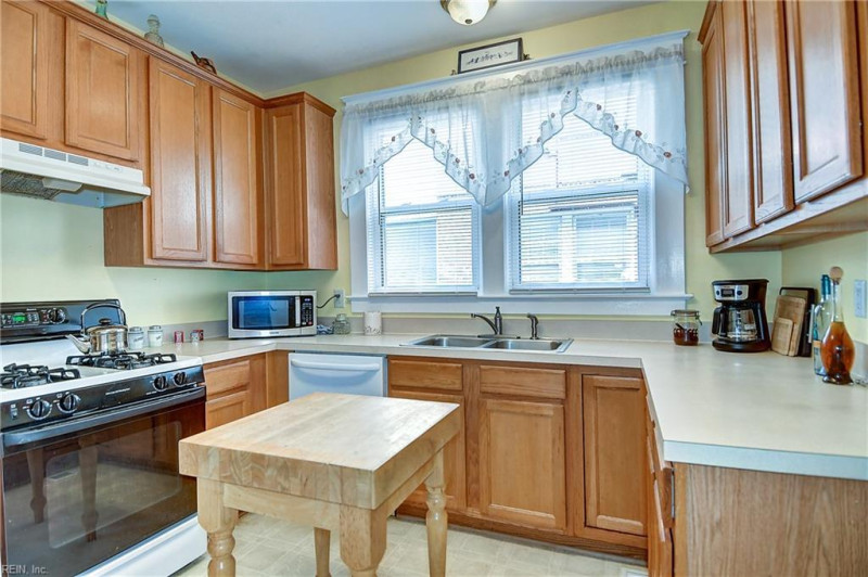 Photo 19 of 49 residential for sale in Norfolk virginia Photo 19 of 49 residential for sale in Norfolk virginia