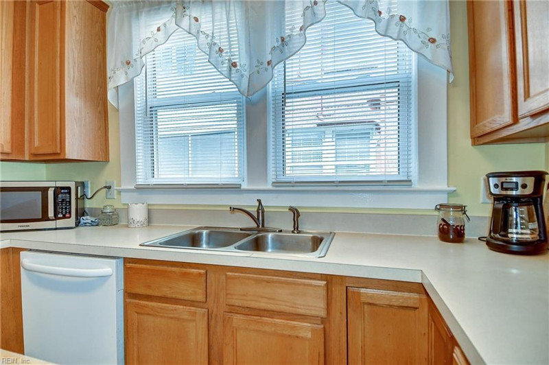 Photo 23 of 49 residential for sale in Norfolk virginia Photo 23 of 49 residential for sale in Norfolk virginia