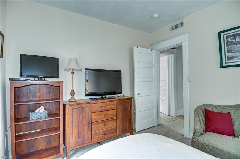 Photo 26 of 49 residential for sale in Norfolk virginia Photo 26 of 49 residential for sale in Norfolk virginia