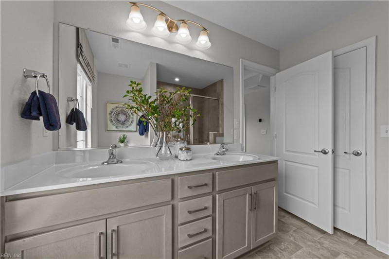 Photo 14 of 16 residential for sale in Hampton virginia