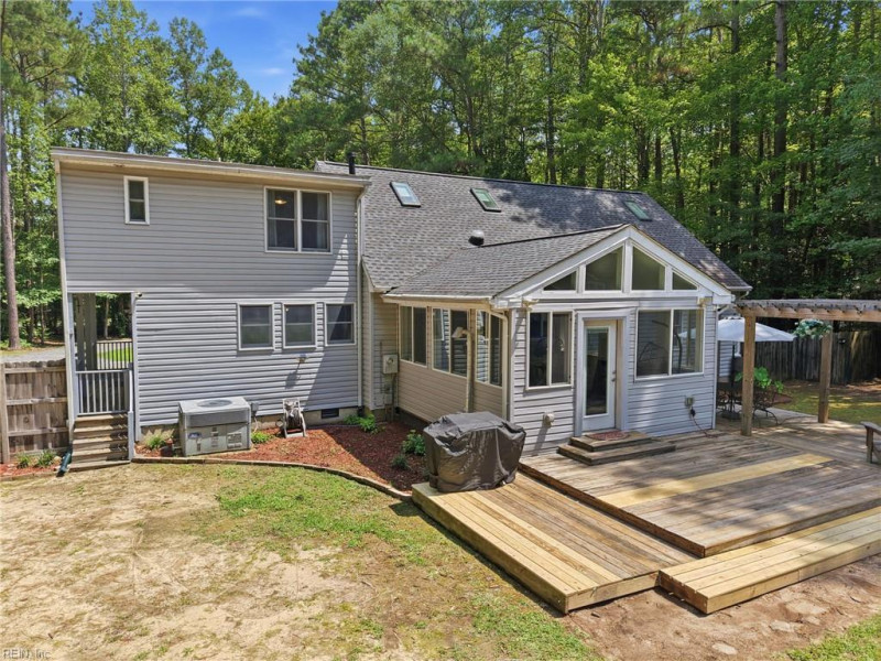 Photo 41 of 50 residential for sale in Gloucester County virginia Photo 41 of 50 residential for sale in Gloucester County virginia
