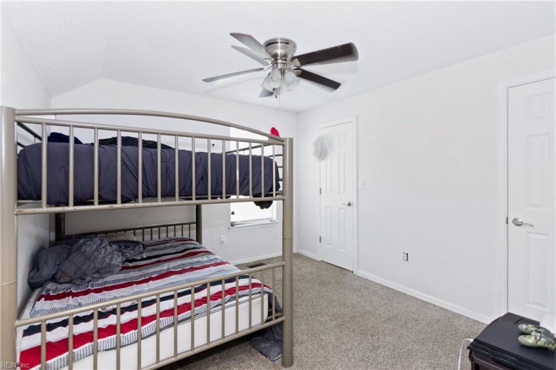 Photo 15 of 21 residential for sale in Suffolk virginia