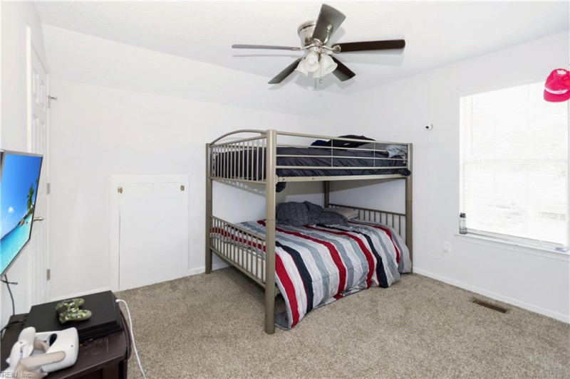 Photo 16 of 21 residential for sale in Suffolk virginia