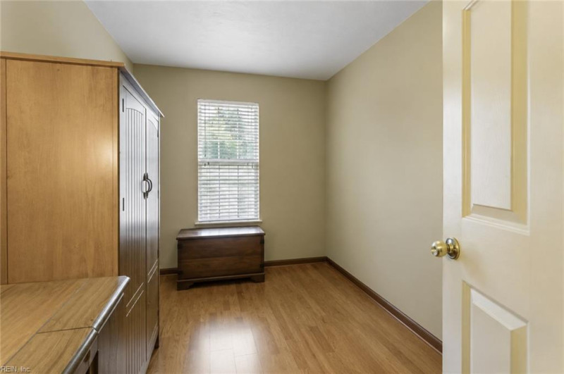 Photo 22 of 30 residential for sale in Chesapeake virginia