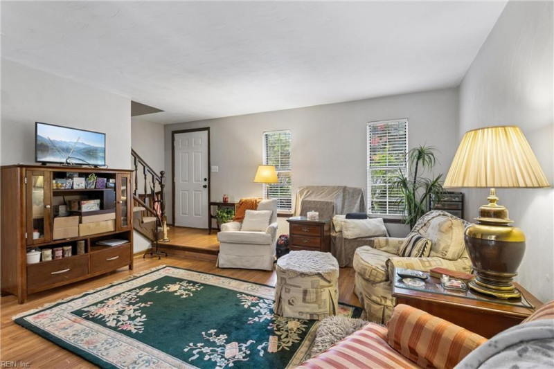 Photo 6 of 30 residential for sale in Chesapeake virginia