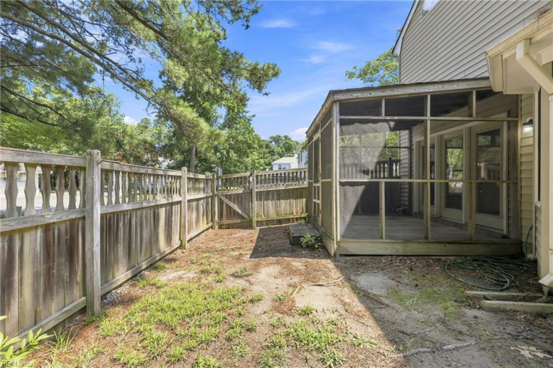 Photo 30 of 32 residential for sale in Chesapeake virginia