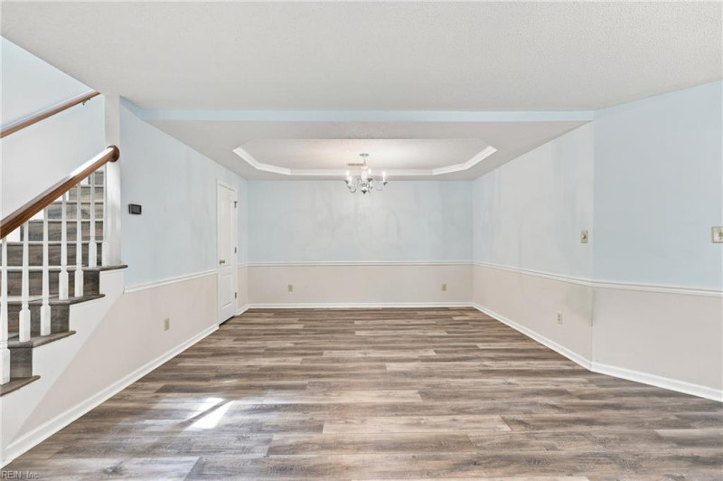 Photo 6 of 32 residential for sale in Chesapeake virginia