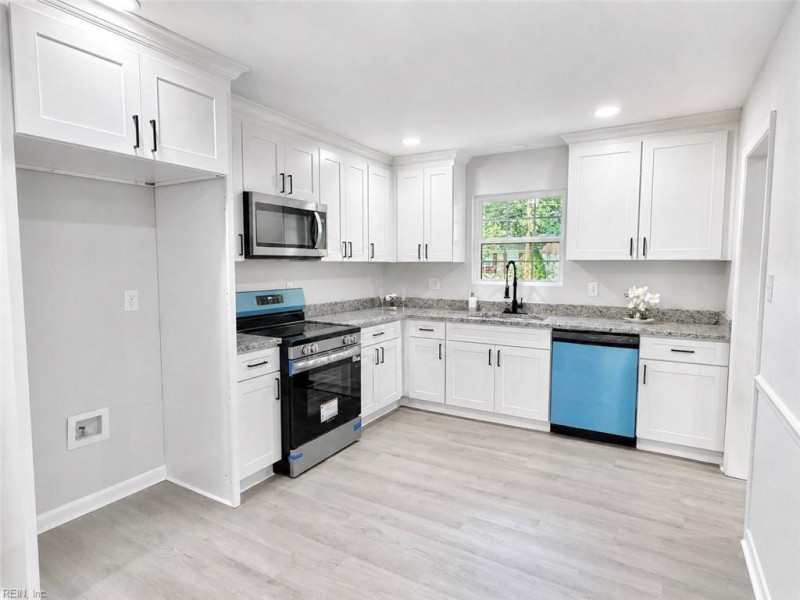 Photo 8 of 40 residential for sale in Virginia Beach virginia Photo 8 of 40 residential for sale in Virginia Beach virginia