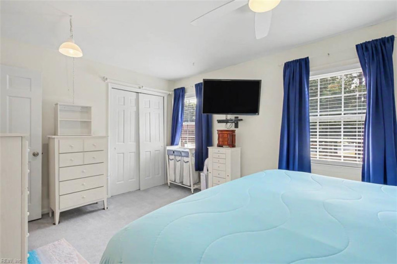 Photo 15 of 23 residential for sale in Newport News virginia
