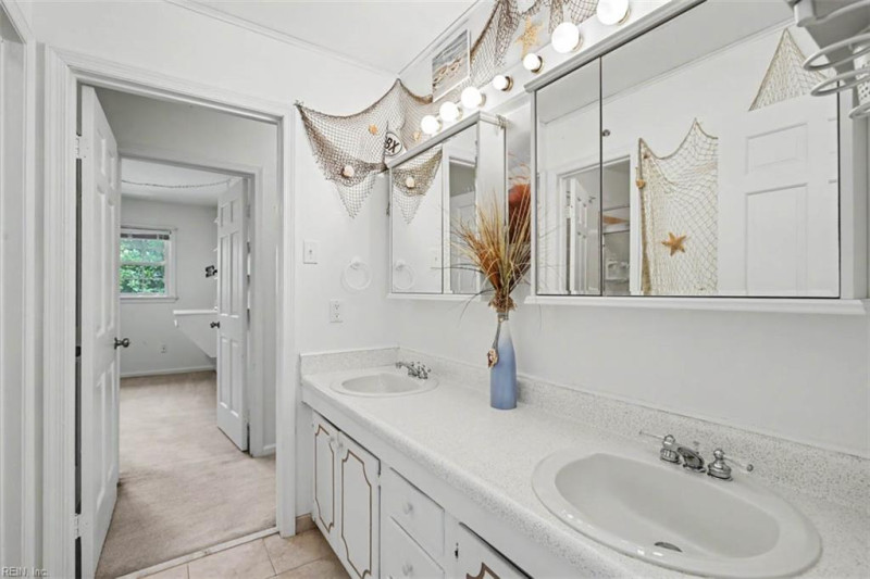 Photo 18 of 23 residential for sale in Newport News virginia