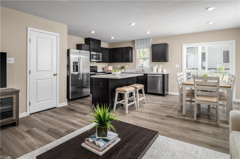 Photo 3 of 10 residential for sale in Franklin virginia