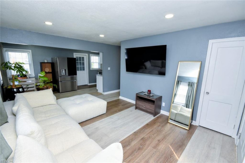Photo 6 of 27 residential for sale in Norfolk virginia Photo 6 of 27 residential for sale in Norfolk virginia
