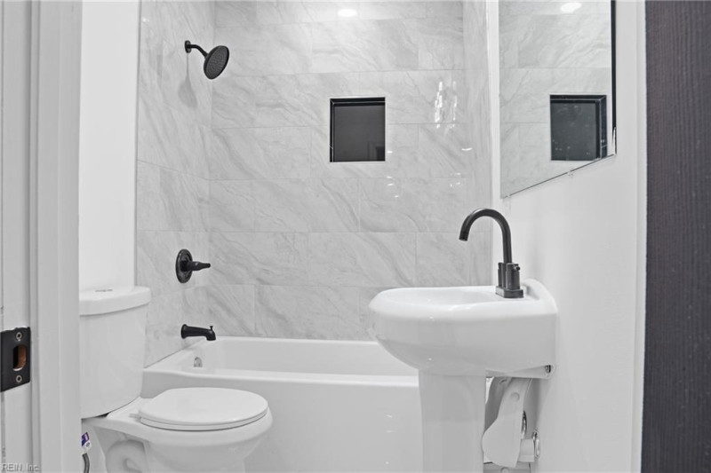 Photo 39 of 45 residential for sale in Hampton virginia