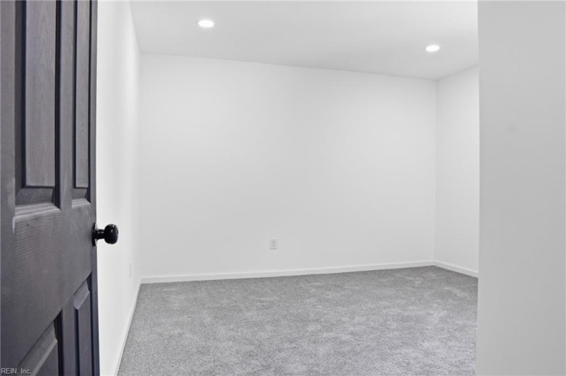 Photo 40 of 45 residential for sale in Hampton virginia
