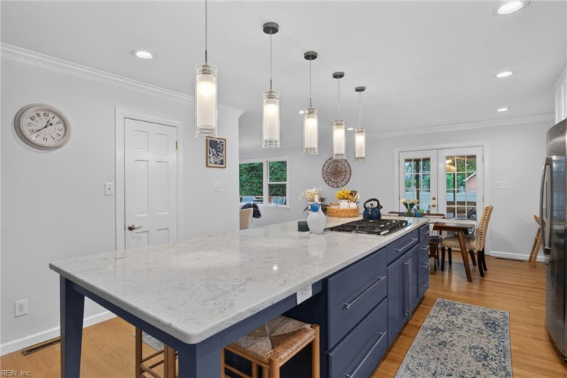 Photo 11 of 36 residential for sale in Virginia Beach virginia