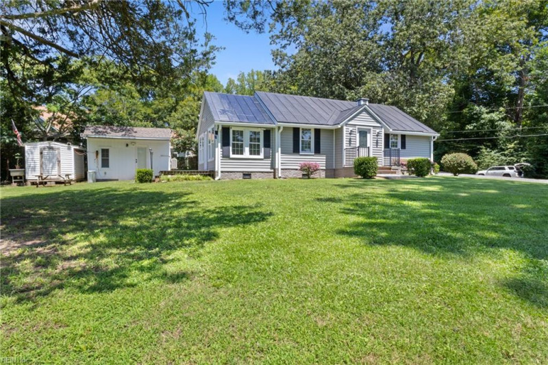 Photo 32 of 40 residential for sale in Gloucester County virginia Photo 32 of 40 residential for sale in Gloucester County virginia