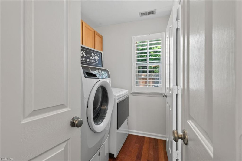 Photo 12 of 50 residential for sale in Virginia Beach virginia