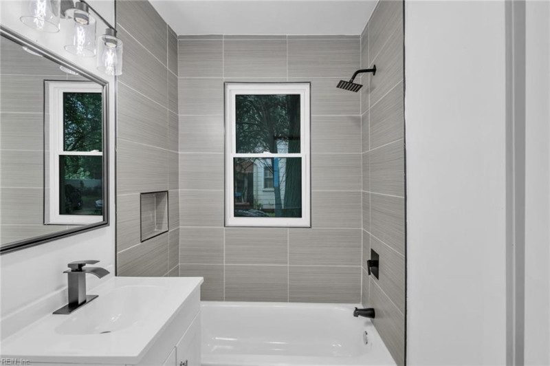 Photo 6 of 15 residential for sale in Chesapeake virginia Photo 6 of 15 residential for sale in Chesapeake virginia