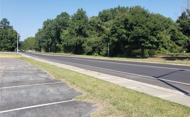 20 Hunt Club Boulevard, Hampton, VA 23666
