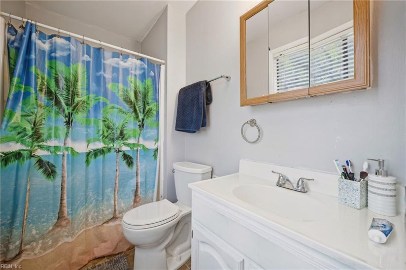 Photo 26 of 37 residential for sale in Newport News virginia